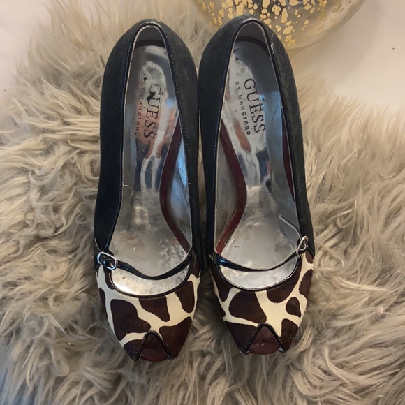 Loved and Fabulous Guess platform heels, Size 6. - Picture 8 of 13